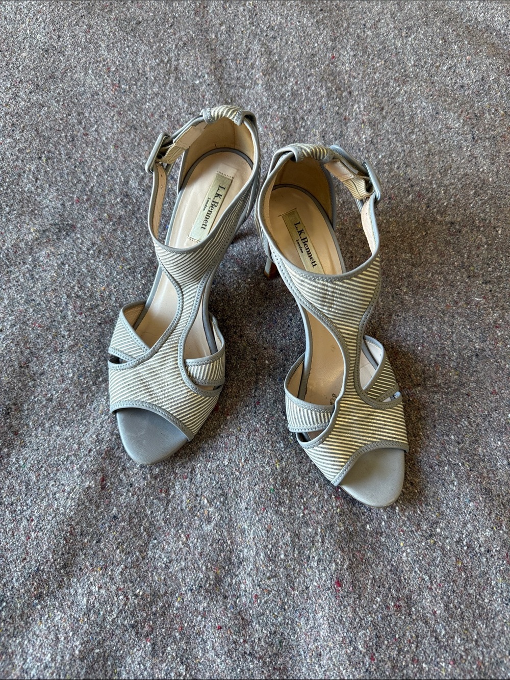 LK Bennett Silver-Gray Striped Strappy Cutout Heels (Size 39)